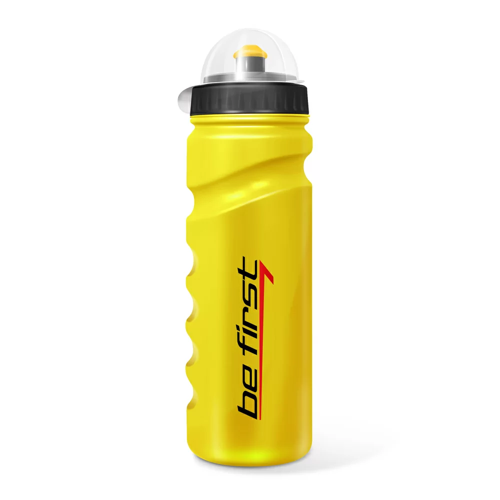 Реальное фото Бутылка для воды Be First 750 мл с крышкой, желтый 75-yellow от магазина СпортСЕ