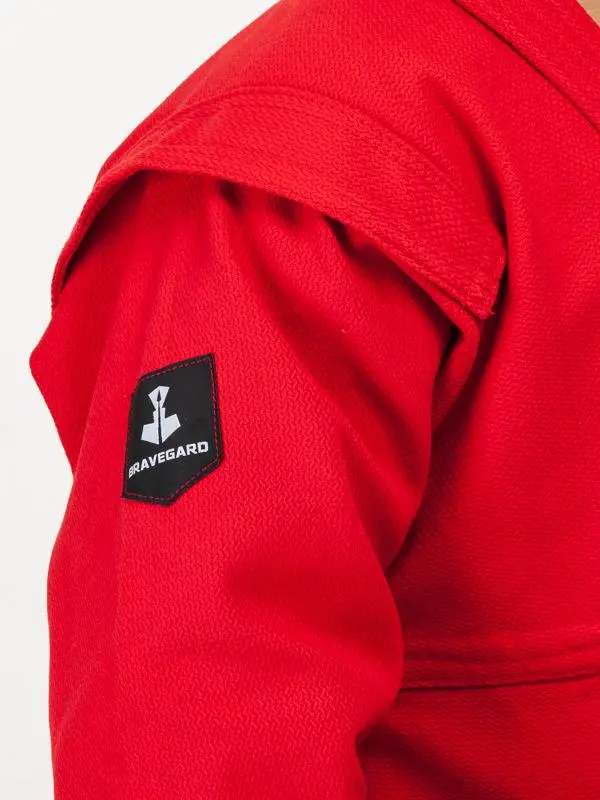 Реальное фото Куртка для самбо Bravegard Ascend ВФС красный от магазина СпортСЕ